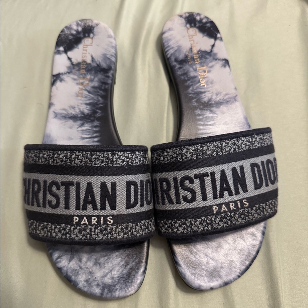 Dior dway slide